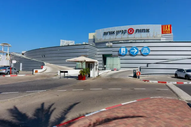 קניון אורות אור עקיבא